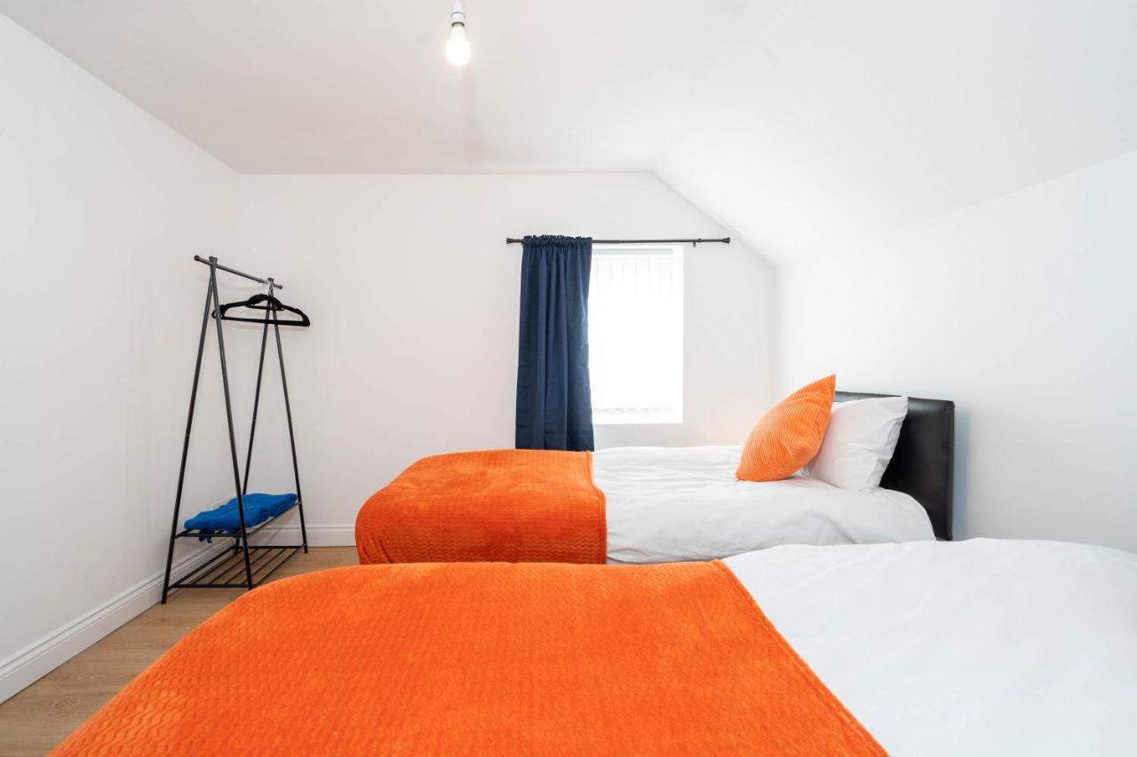 2 Bedroom Loft And Spacious Apt- One Choice Stays- Jq Birmingham Bagian luar foto