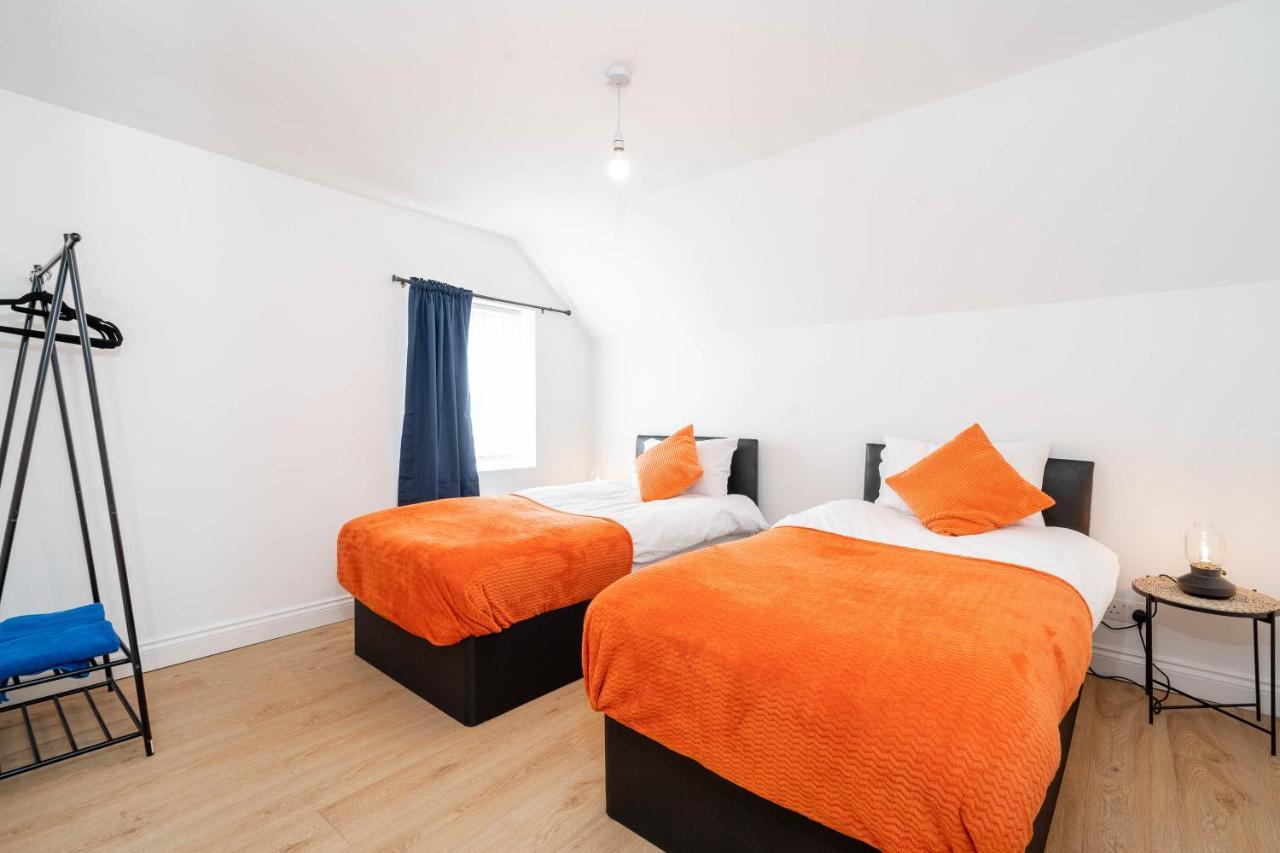 2 Bedroom Loft And Spacious Apt- One Choice Stays- Jq Birmingham Bagian luar foto