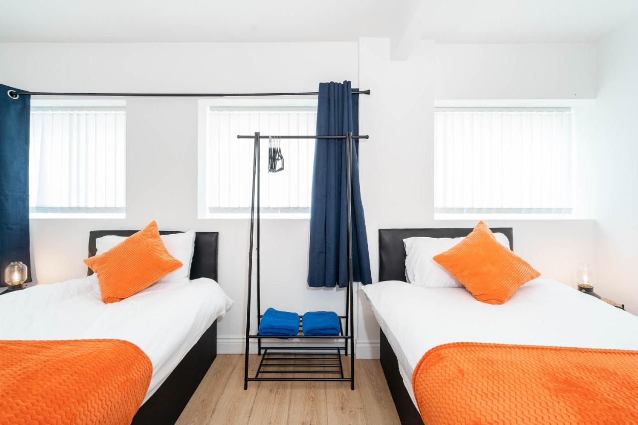2 Bedroom Loft And Spacious Apt- One Choice Stays- Jq Birmingham Bagian luar foto